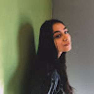 Meet your Posher, Mila